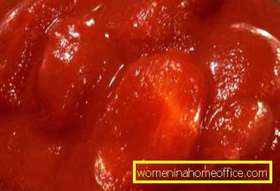 Kako kuhati oguljene rajčice u soku od rajčice?
