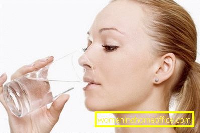 Što uzrokuje suha usta?